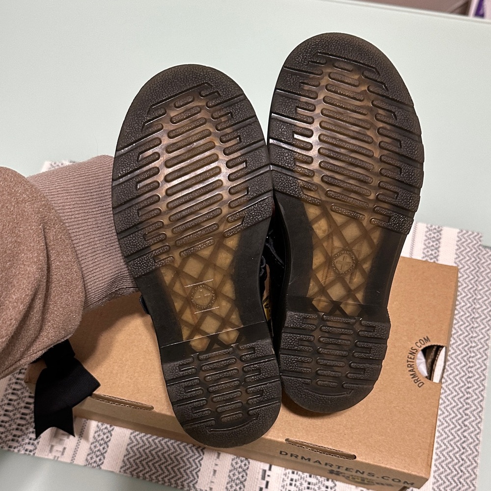 Dr. Martens Kids Glossy Black Dress Shoes - Picture 4 of 8